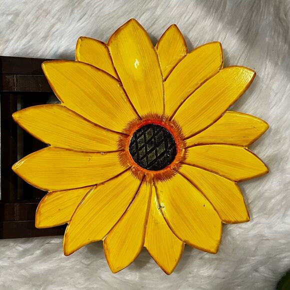 NEW Sunflower Rustic Farmhouse Handcrafted Folding Plant Stand 19” - Picture 4 of 16